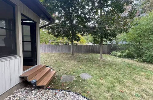 Midland House | Quiet and Cozy Family Home, 3 beds, 2 baths