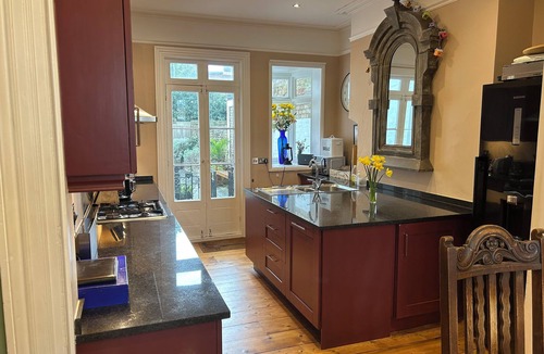 Ramsgate House | Ramsgate Retreats | Latimer House, families, big birthdays, golf, parking, 6-14