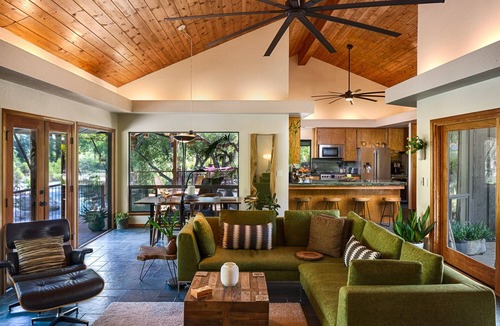 Three Rivers House | Ready to escape the city? Sequoia Falls, a luxury retreat on the river awaits.