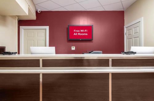 Lemoyne Hotel | Red Roof Inn Perrysburg