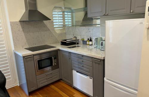 East Melbourne Apartment | Regents Gate East Melbourne