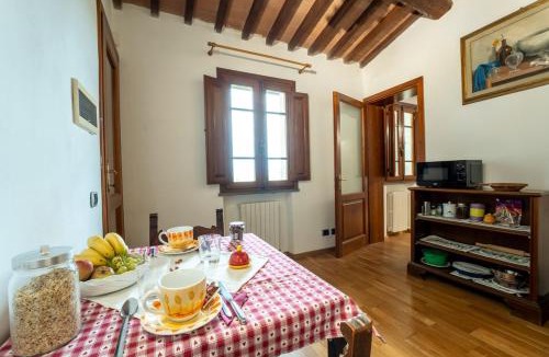 Cerreto Guidi Apartment | Regina's Home