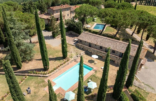 Tavarnelle Val di Pesa Villa | Relais Badia a Passignano - Malvasia Apartment