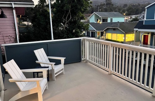 Avalon House | Remodeled in 2025, 5-bedroom house in Avalon with rooftop deck and ocean views