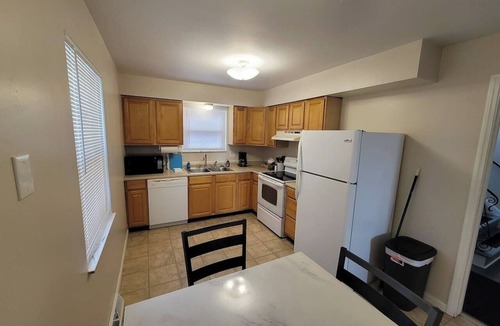 Rossford Apartment | Remodeled Rossford Lower Apartment