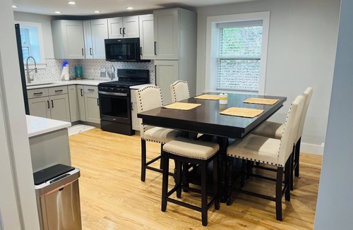 Traverse City House | Remodeled Traverse City Home - Lake View-Golf and Wineries STR #2026-52