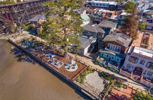 Capitola House | Riverfront Duplex w/Patio & Fire Pit
