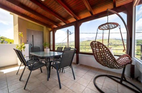 Ayios Thomas Apartment | Riza apartment vith pool and Mountain View 2
