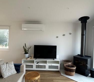 Venus Bay House | Roo Views - Linen, Wi-Fi, EV charger