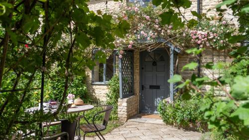 Lower Oddington House | Rose Cottage Oddington