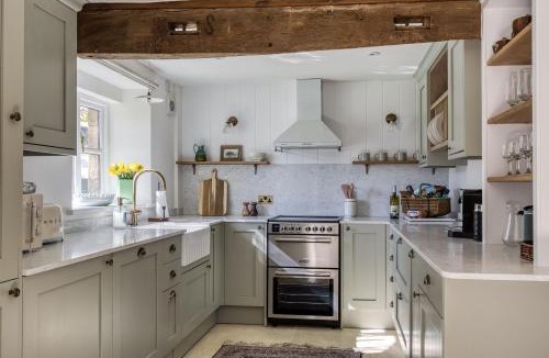 Bourton House | Roundhill Farm Cottage