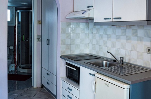 Agios Dimitrios Apartment | Sand Garden Apart, Wi‑Fi & garden near the beach