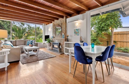 Capel Sound House | Sandpiper Cottage Sum