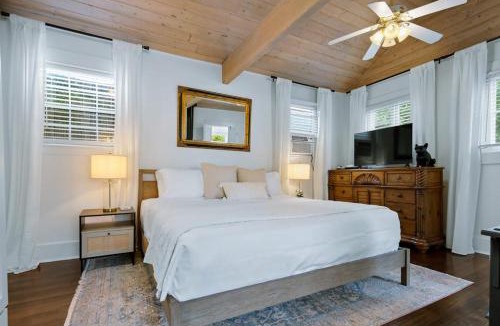 East Beach House | Santa Barbara Beach Cottage