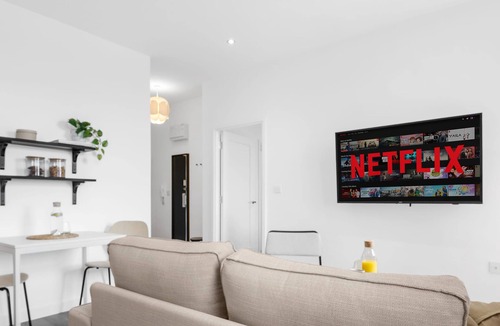 Balsall Common Apartment | SCA- Arden Apartment 7 Twin Bedroom Free Parking