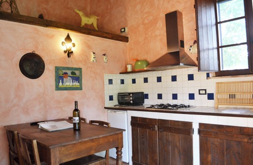 Monteleone d'Orvieto Apartment | Scuderia in Farmhouse Borgo Santa Maria