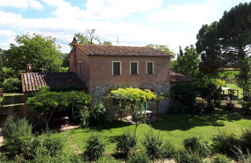 Monteleone d'Orvieto Apartment | Scuderia in Farmhouse Borgo Santa Maria