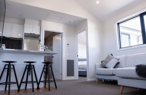 Mount Martha Apartment | Sea Eagle Suite at Waters Edge