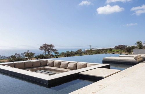 Ierapetra Villa | Seanatra Maria Seaviews w/Daily Housekeeping by etouri