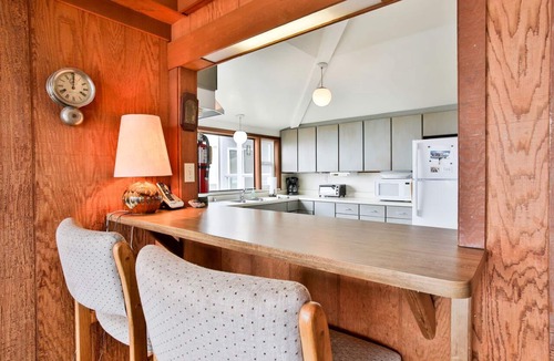 Dillon Beach Cabin | Seaside Cabin Rental with Hot Tub Perfect for Glamping in Northern California