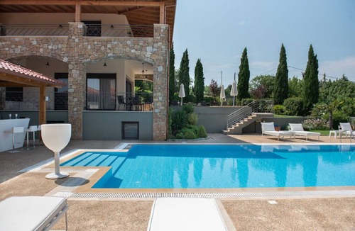 Neoi Epivates Villa | Semidetached villa with a large garden, perfect for relaxing moments by the pool