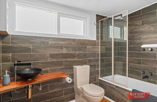Silverleaves House | SERENITY NOW 2-6 GUESTS NO LINEN PROVIDED