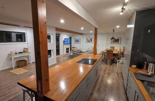 Smiths Beach House | Serenity now! Peaceful beach escape - modern kitchen, amazing garden & pool room