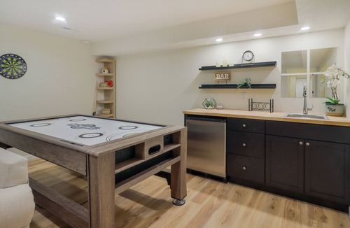 Traverse City House | Serenity Overlook-Luxury Estate With Hot Tub