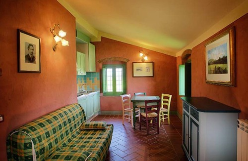 Monsummano Terme Apartment | Sernesi Apartment at Agriturismo I Macchiaioli with Pool, Wi-Fi and Air Conditioning