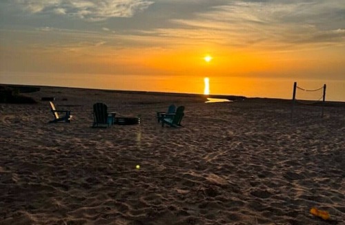 Oscoda Cabin | Seven Shores Retreat Lake Huron Oscoda Cabin 5