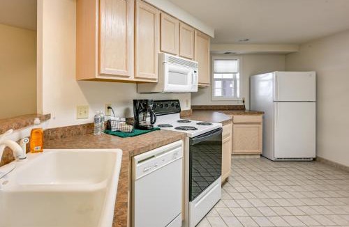 Pigeon House | Shared Hot Tub Access! Gem 4 Mi to Dtwn Caseville