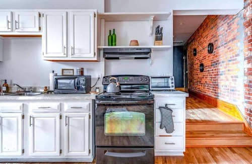 Italian Village House | Short North/Downtown | Right on High St | Walk to Convention Ctr | 5.8K+ Reviews