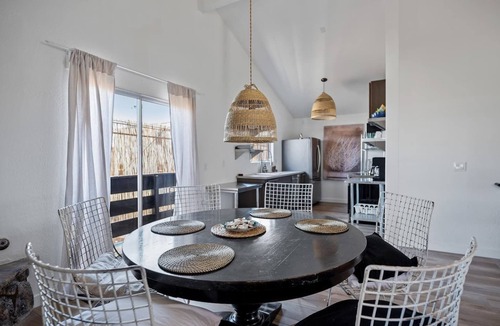 Silver Strand House | Silver Strand/Channel Islands Harbor Beach Flat comfy home-2min to the beach