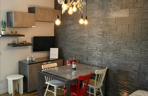 Novoli - San Donato Apartment | Simona and Luca's House - Bright and Unique Two-Room Apartment