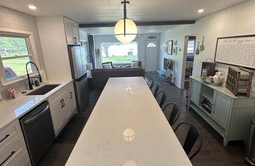 Benton Harbor House | Sister Lakes Getaway - Family & Friends - Pet-Friendly - Massive deck & fire pit