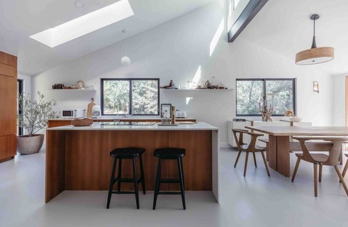 Auburn House | Skog Dom | Retreat in the Trees | Hot Tub | Auburn