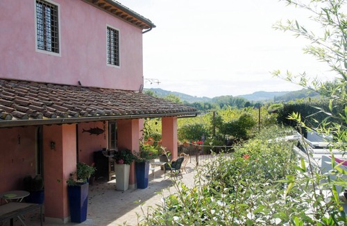 Montespertoli House | Small Tuscan villa in the heart of lush vineyards