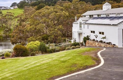 Red Hill Villa | South Hampton Estate Red Hill - The Loft