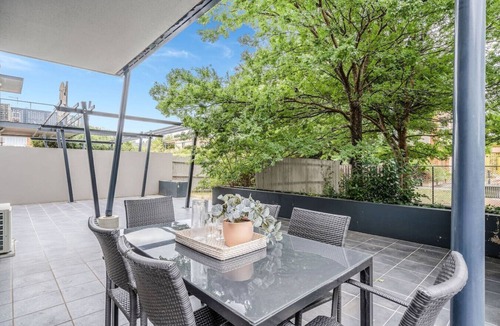 Turner Apartment | Spacious 2 Brm City-side