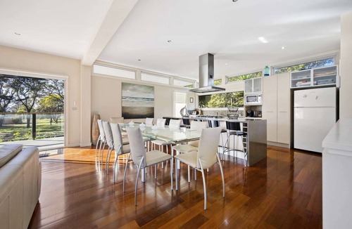 Dromana Apartment | Spacious 3-Bed Townhouse Near Dromana Beach