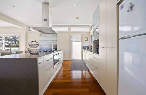 Dromana Apartment | Spacious 3-Bed Townhouse Near Dromana Beach