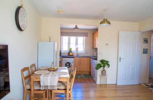 Solihull Apartment | Spacious Accommodation Near NEC & Birmingham Airport