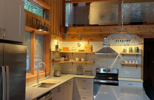 Sturgeon Bay House | Spacious & Cozy Lodge Available July 4th Weekend