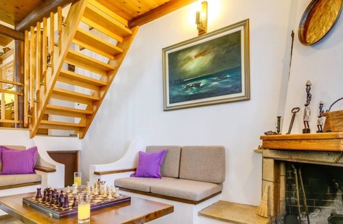 Stamnoi Villa | Spacious Traditional Villa in Beautiful and Quiet Surroundings !