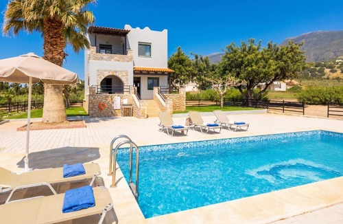 Fragkokastello Villa | Spiros Beach Villa - Two Bedroom Villa, Sleeps 5