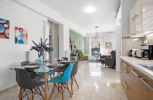 Kato Galatas Apartment | Stellaris Luxury Peaceful Apt 5 min walk to Kalamaki Beach and 5 kms to Chania