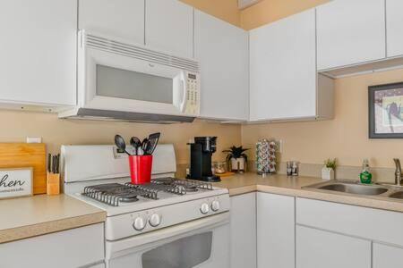 Michigan City Apartment | Studio w King Bed Walking distance to Beach & Shops