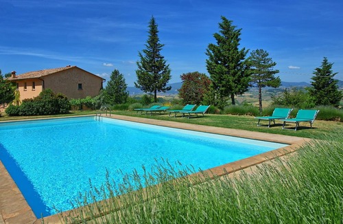 San Casciano dei Bagni Villa | Stunning private villa for 12 guests with WIFI, private pool, TV, patio, panoramic view and park...