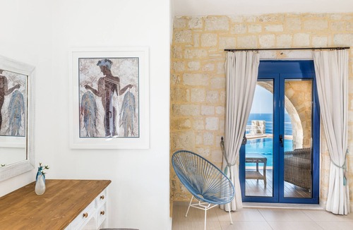 Stavros Villa | Stunning luxury seafront villa near Stavros, Akrotiri, Crete.