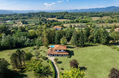 Vicchio Villa | Stunning private villa for 8 people with private pool, WIFI, TV, patio and panoramic view